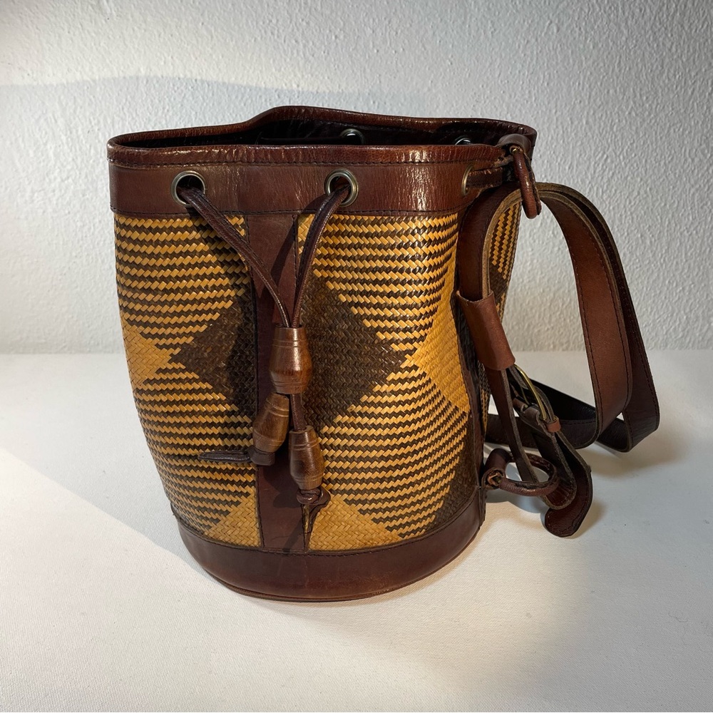 Vintage Elliot Luca Straw Leather Bucket Purse